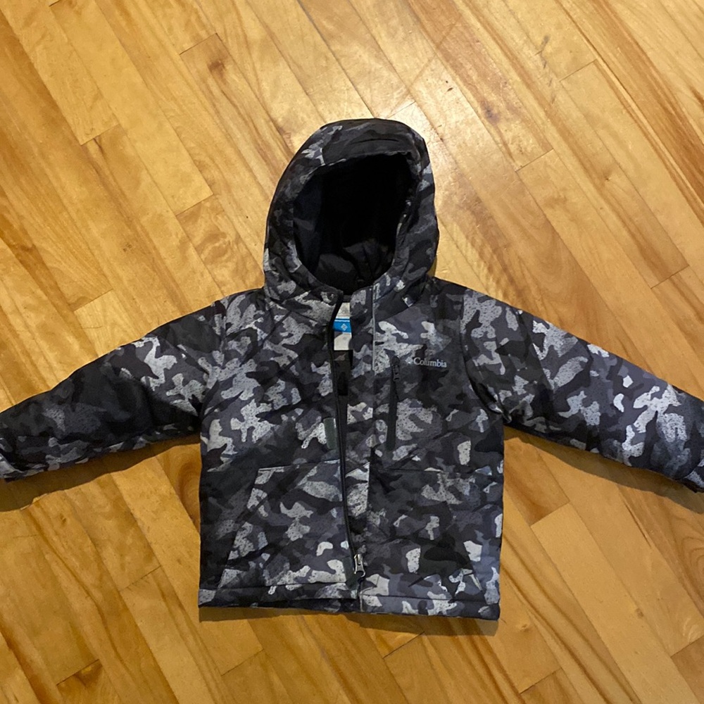 Columbia Kids Camo Puffer Jacket - Black and Gray